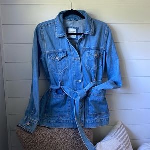 Like new A&F Jean jacket